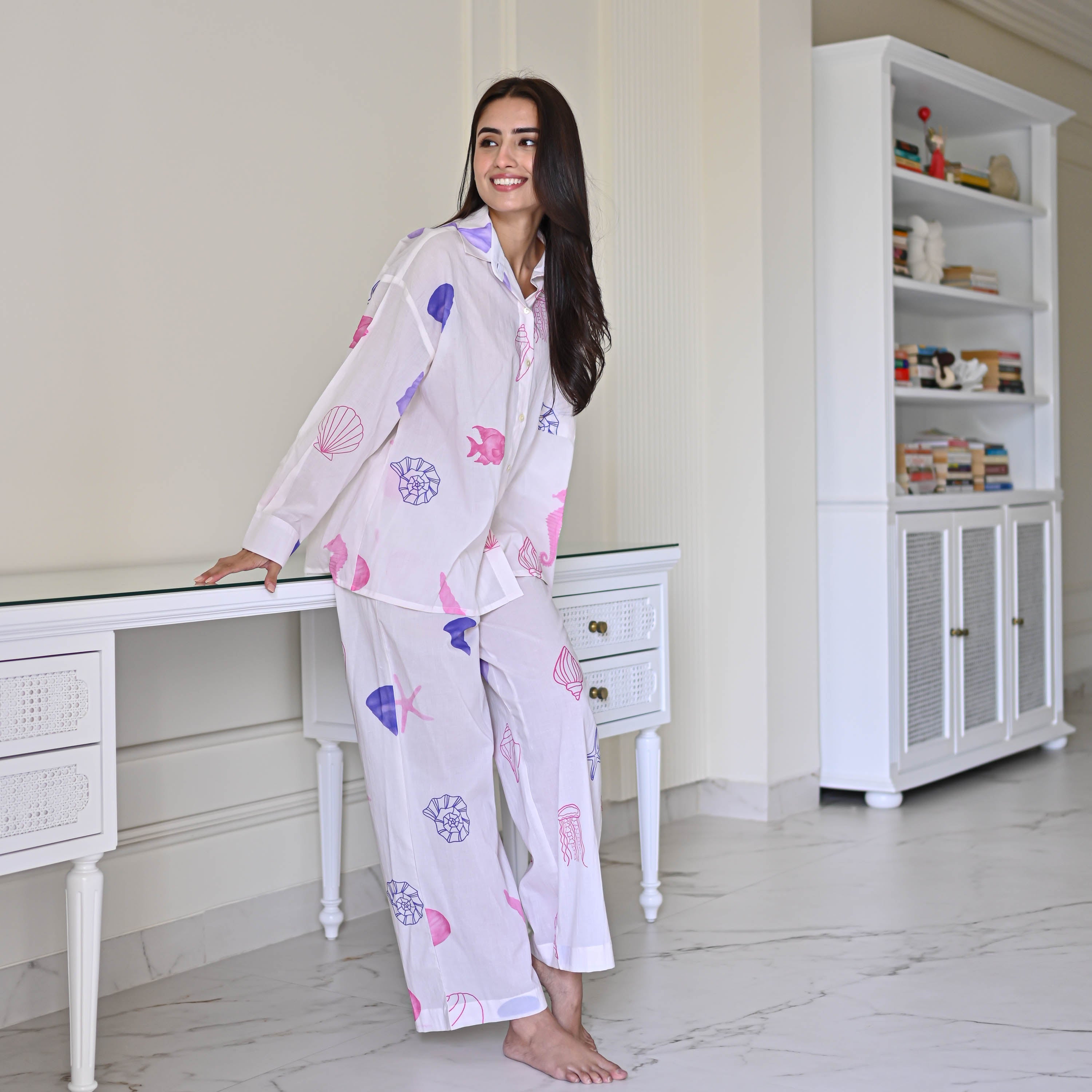 Sea Shells White Cotton Pyjama Set For Women Online