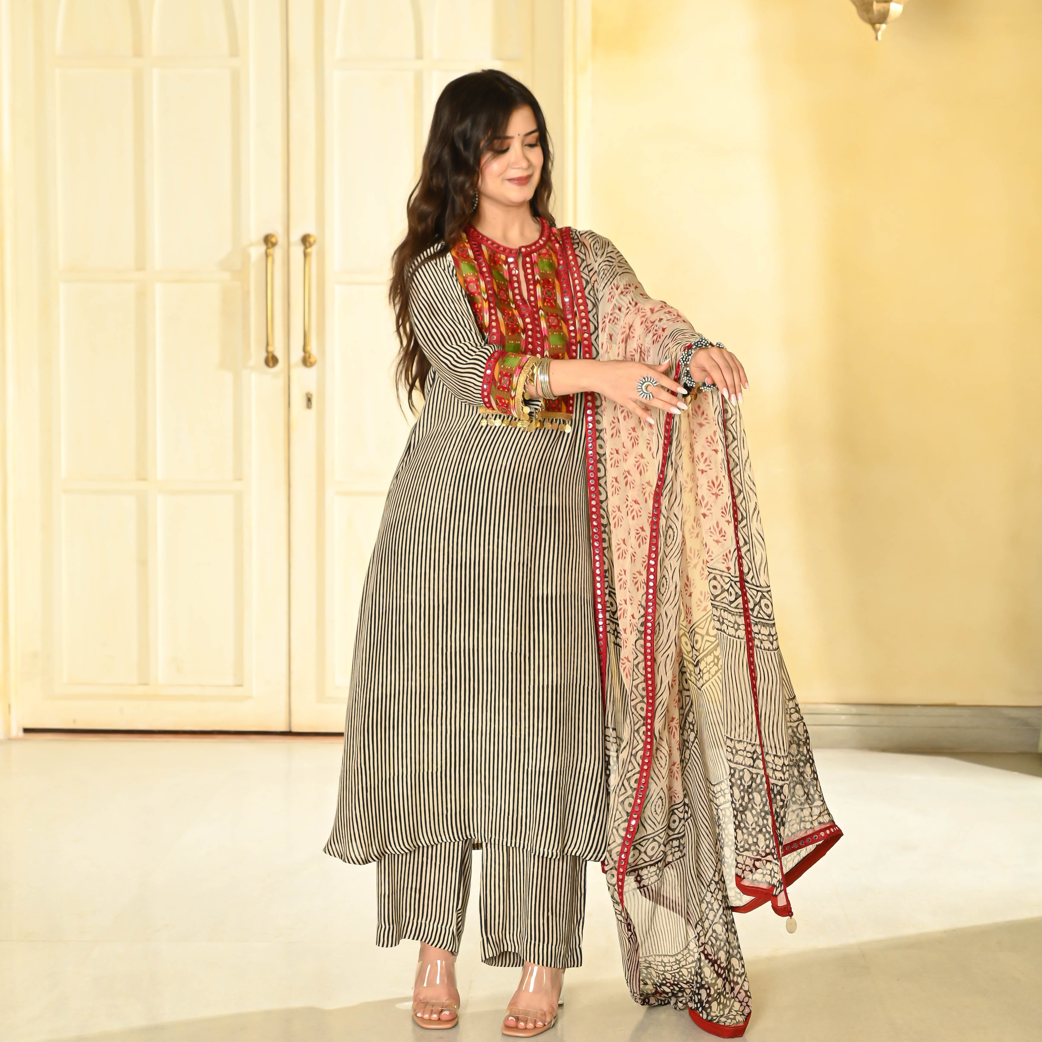 Lines Natural Dye Designer Cotton Suit Set For Women Online