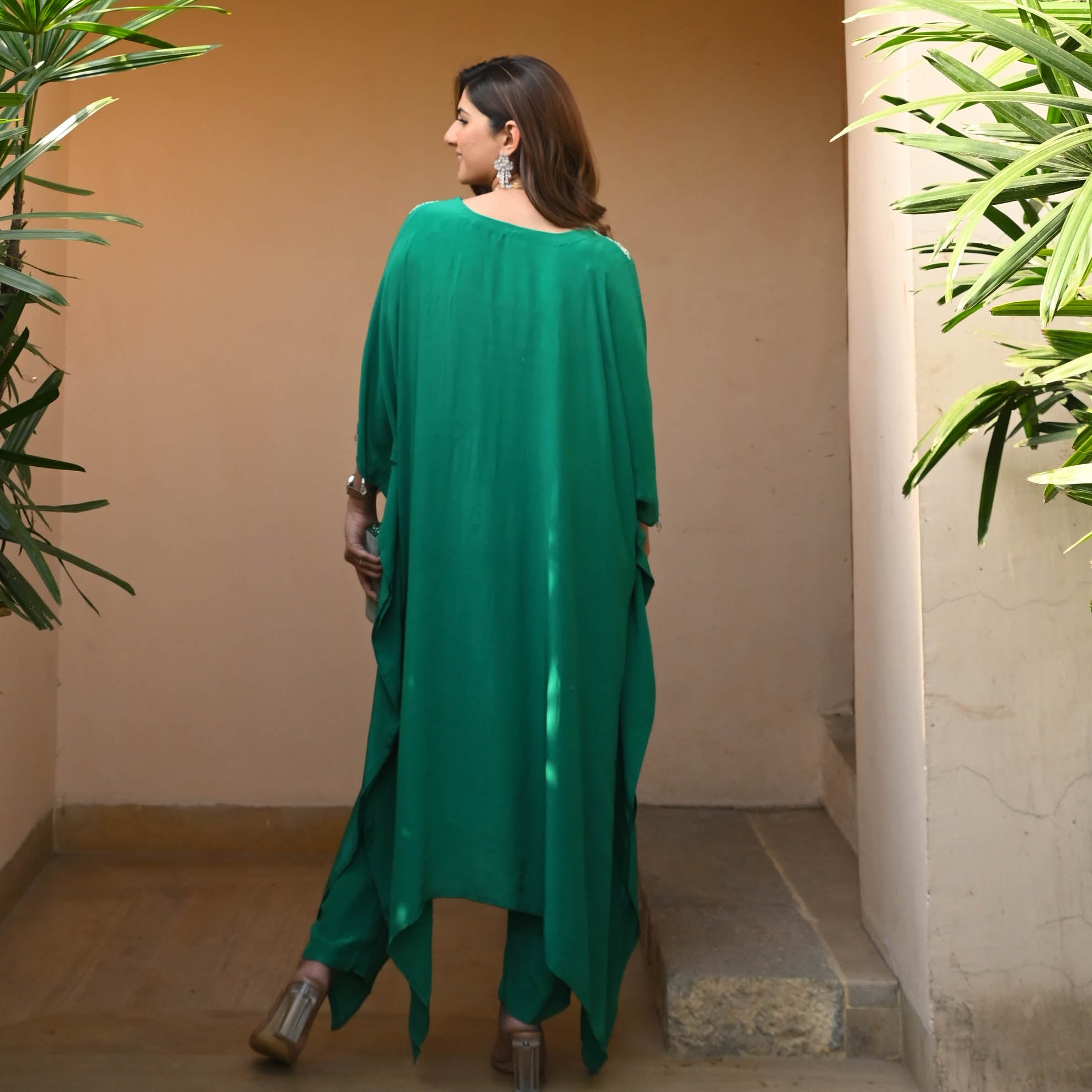 Green Embroidered Kaftaan Kurta Set for Women Online
