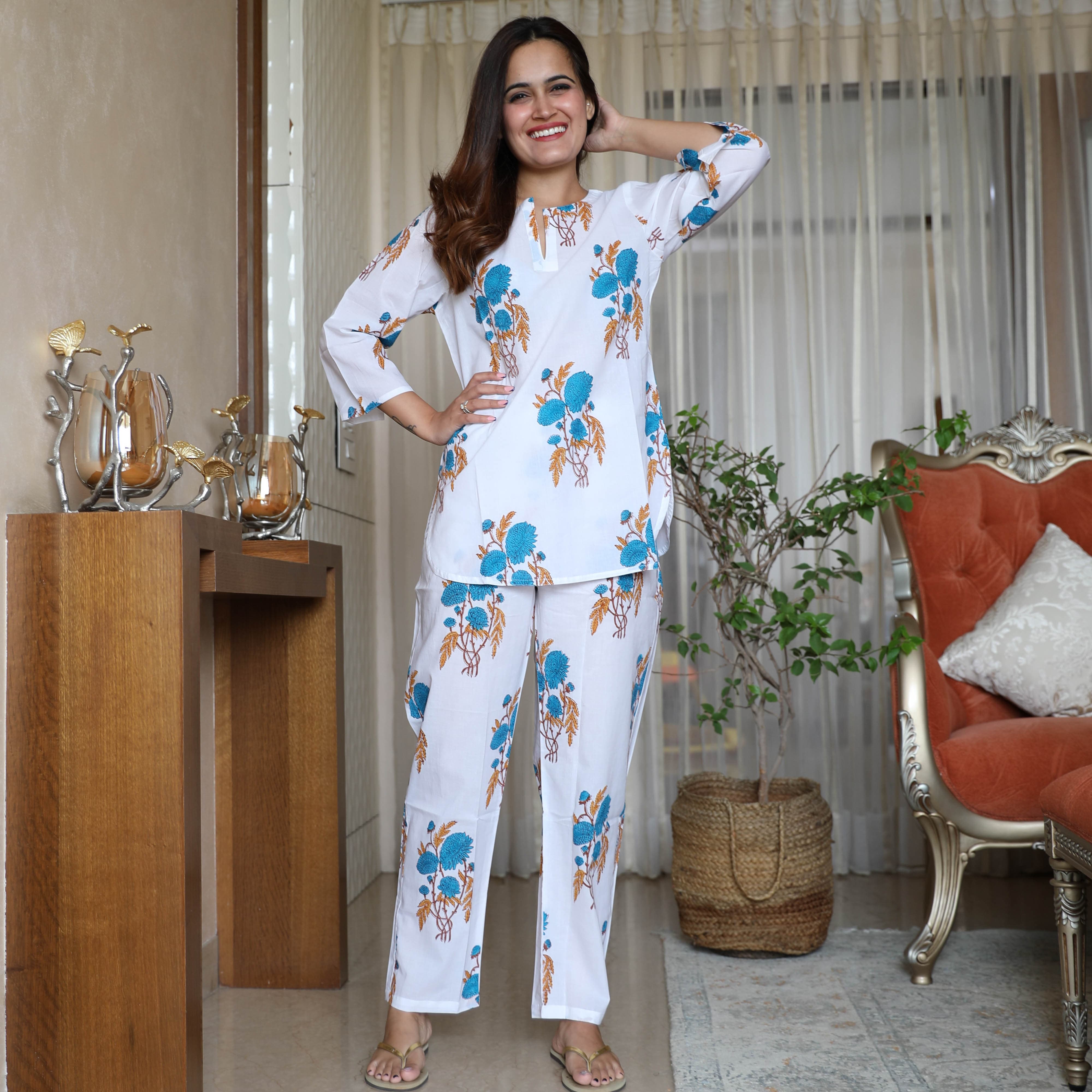 Gauri White Floral Cotton Stylish Night Suits For Women Online 