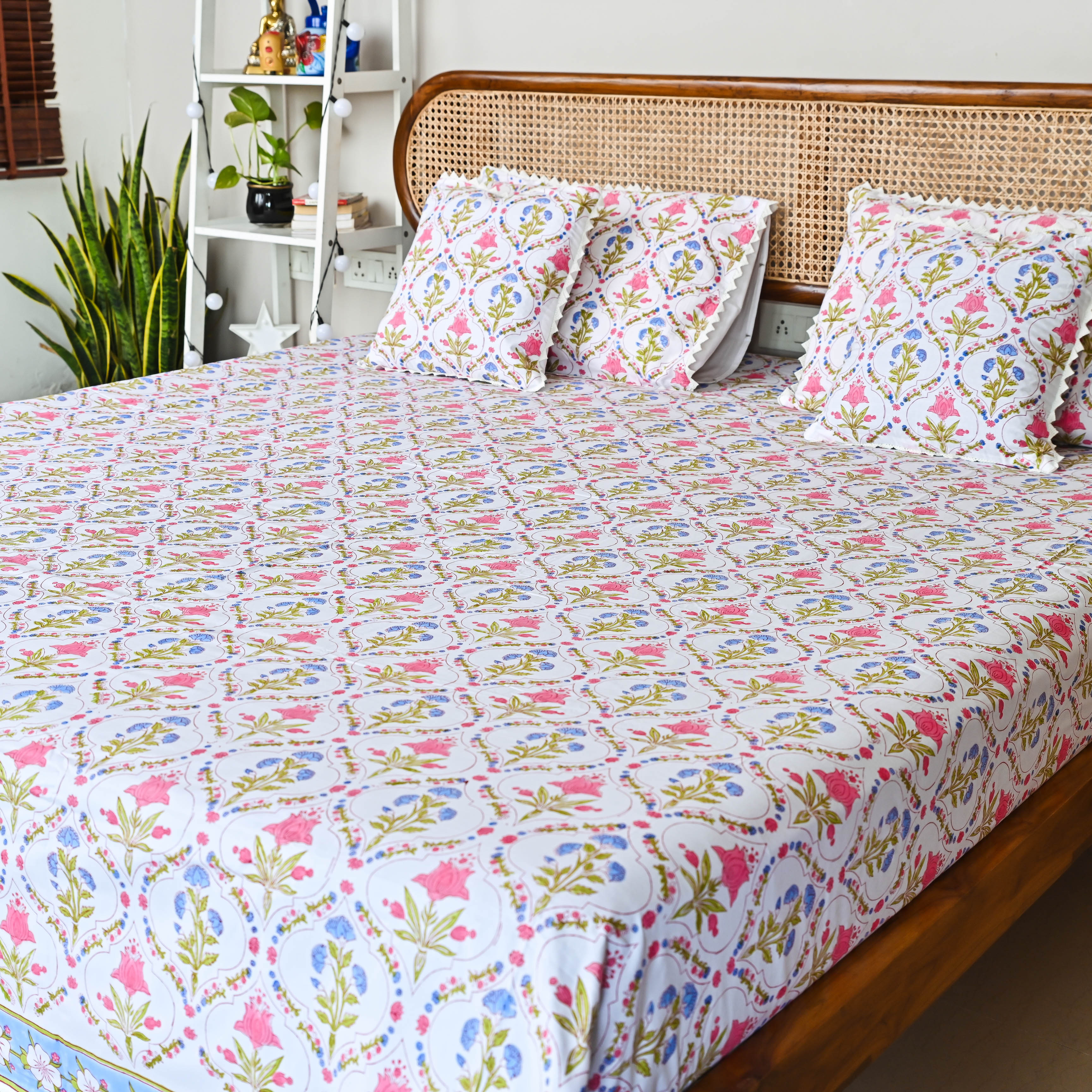 HappyTrails Floral Handblock Printed Cotton Bedsheet Online