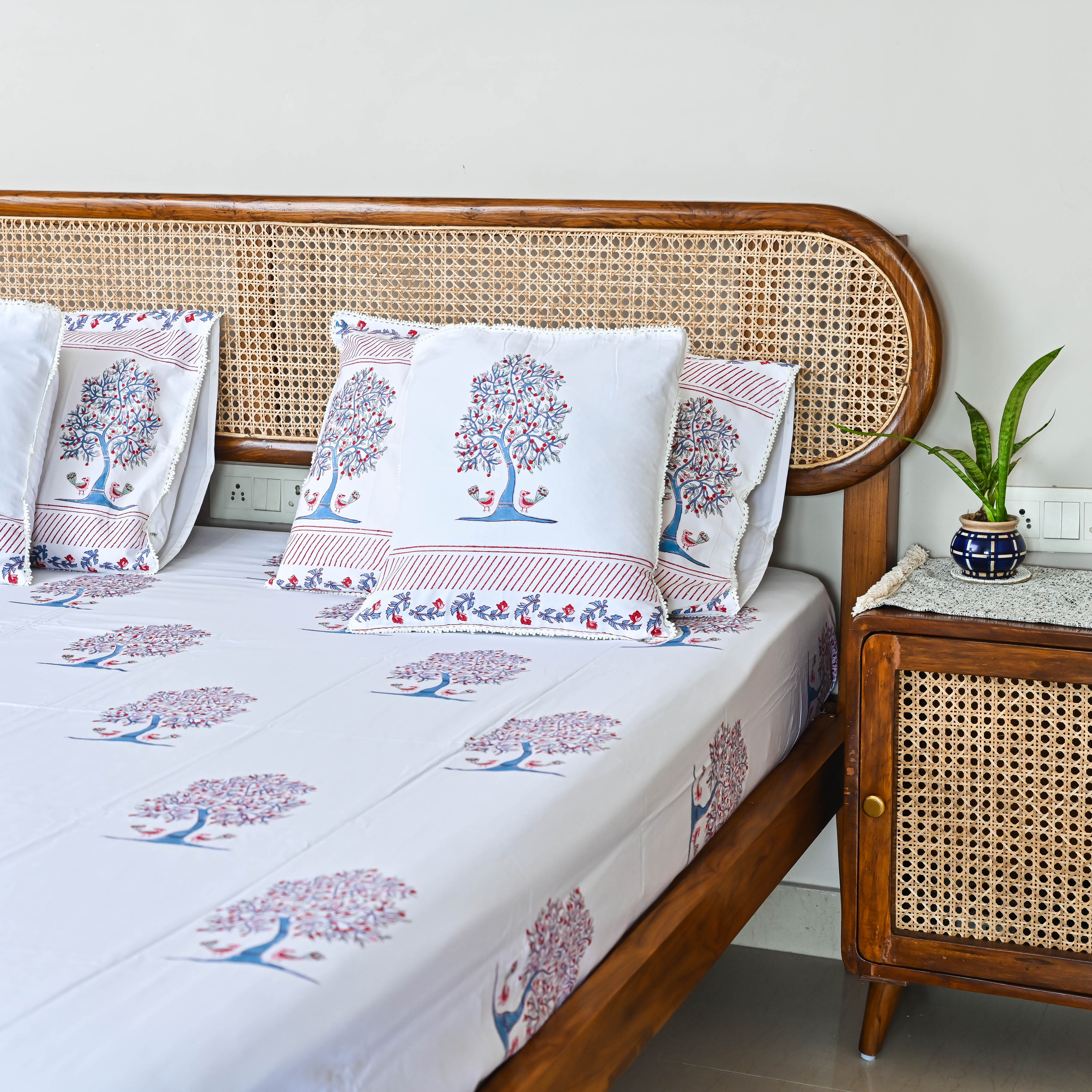 Home In The Heart Handblock Printed Cotton Bedsheet Online