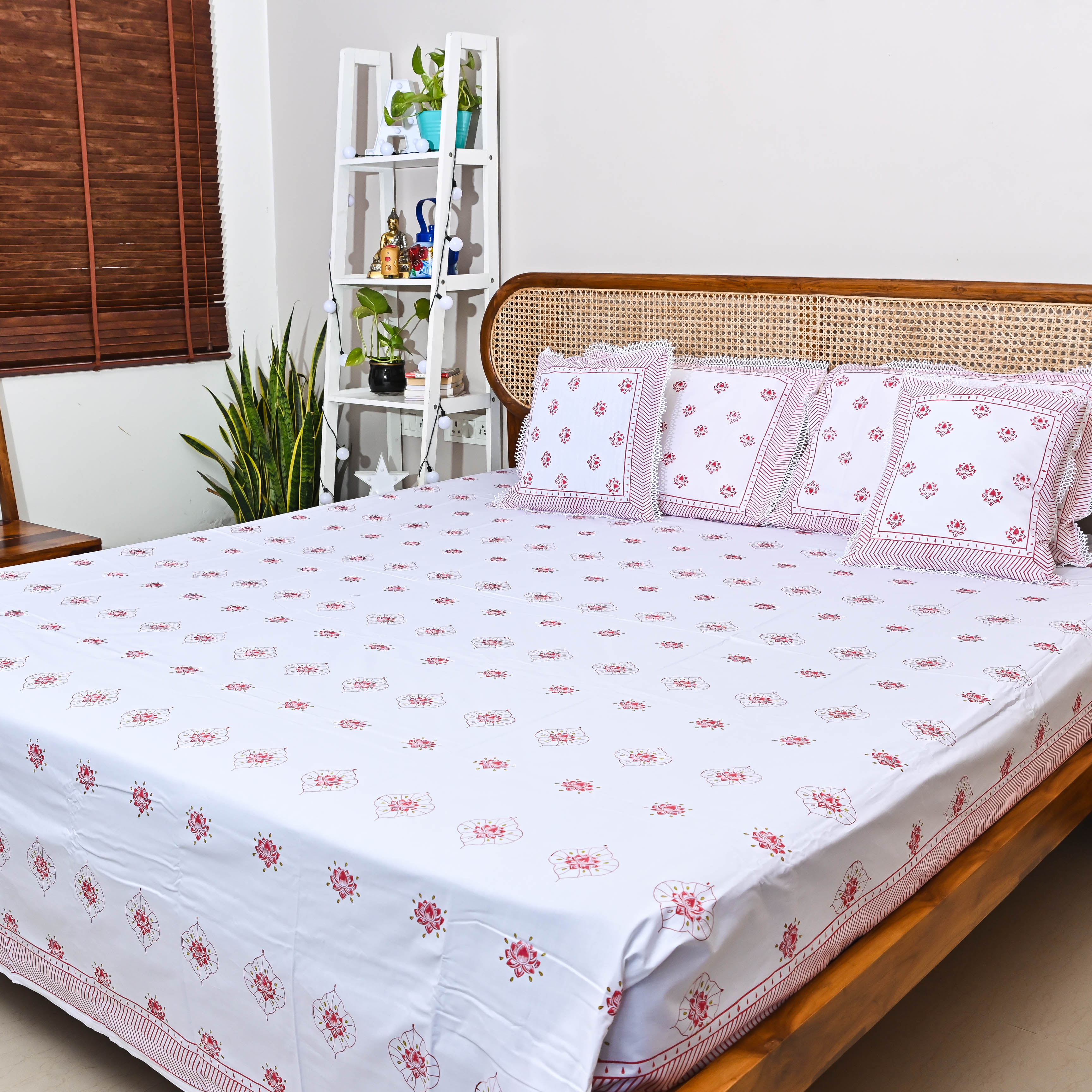 Superline Floral Handblock Printed Cotton Bedsheet Online