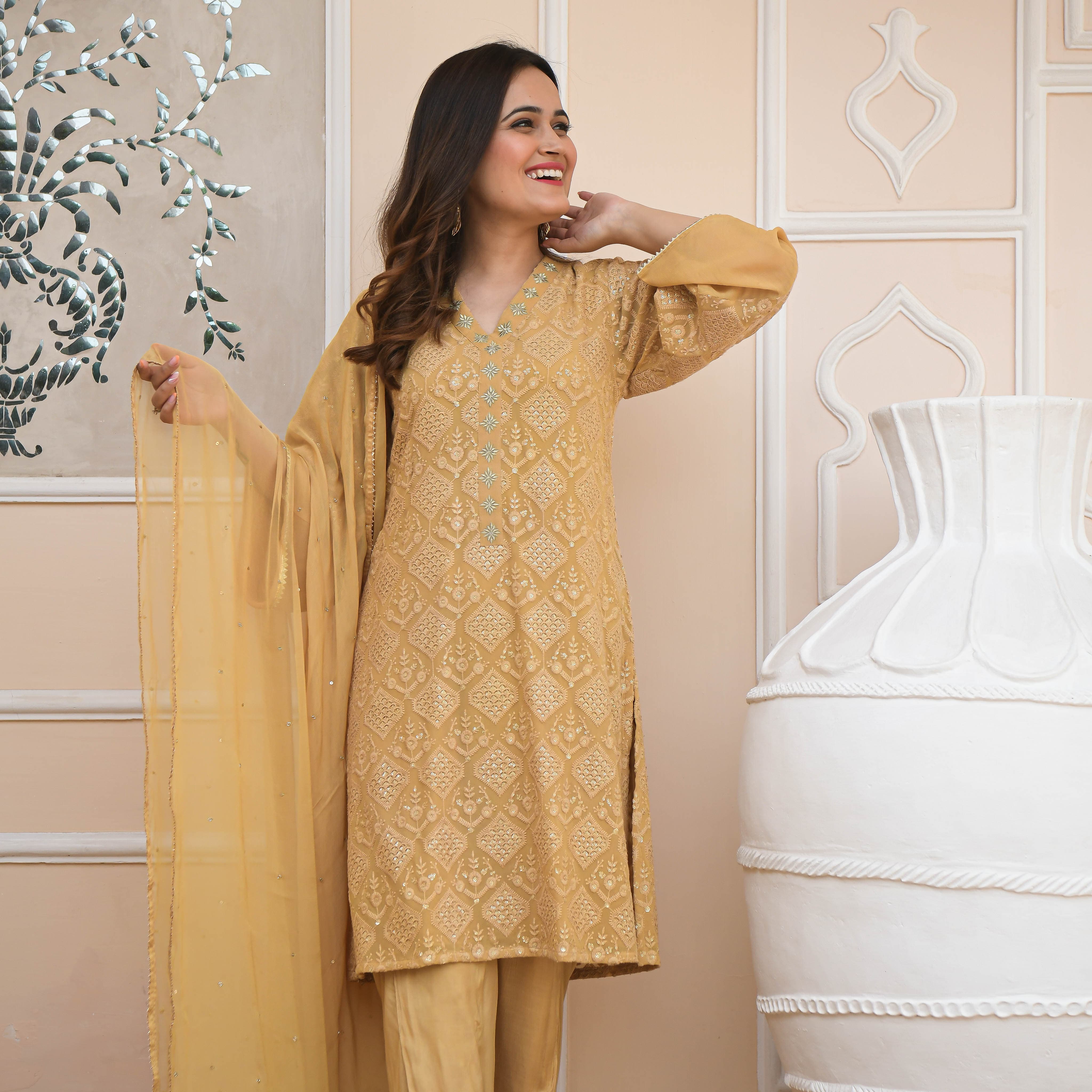 Zariya Designer Festive Wear Suit Set For Women Online