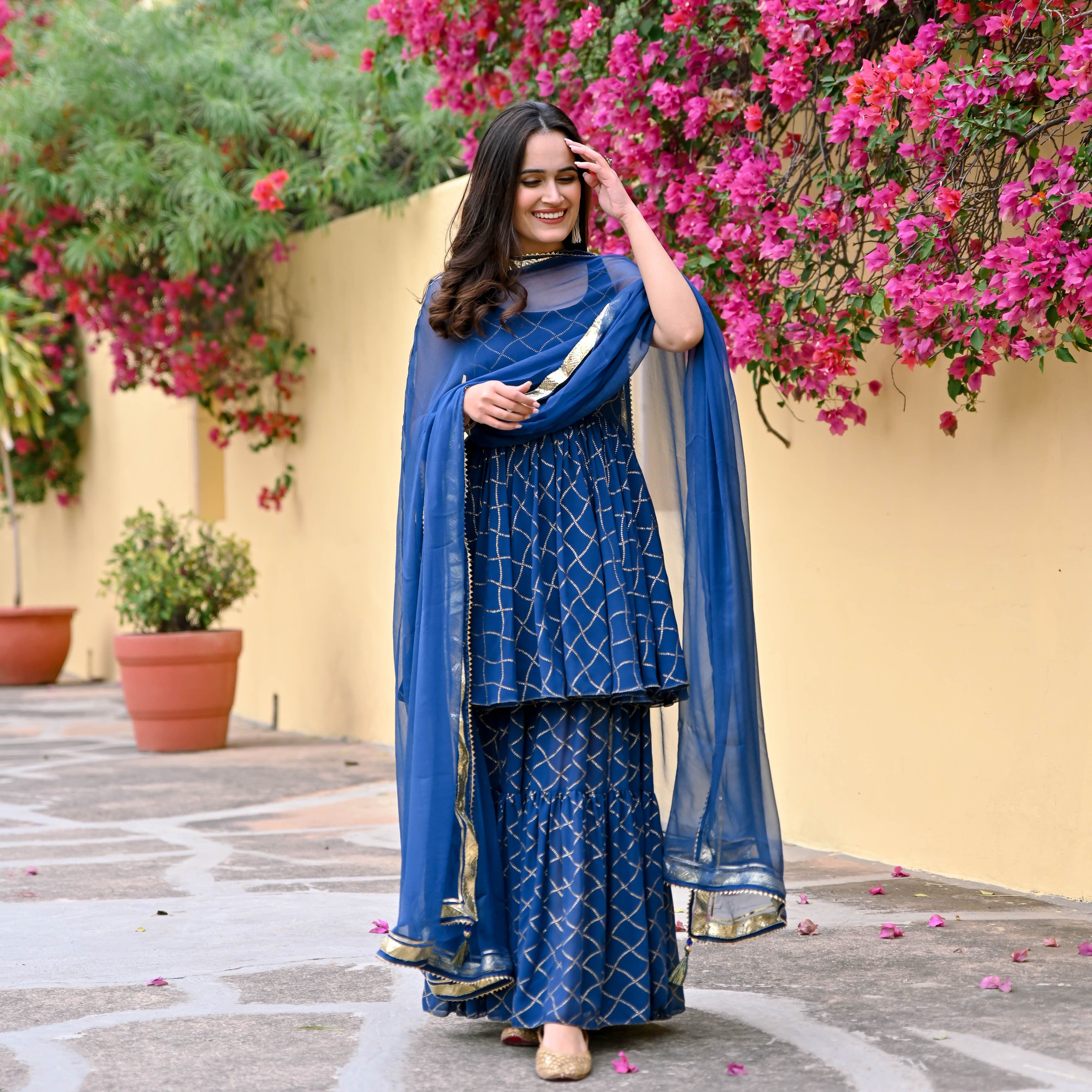 Varonika Gold Suit Set