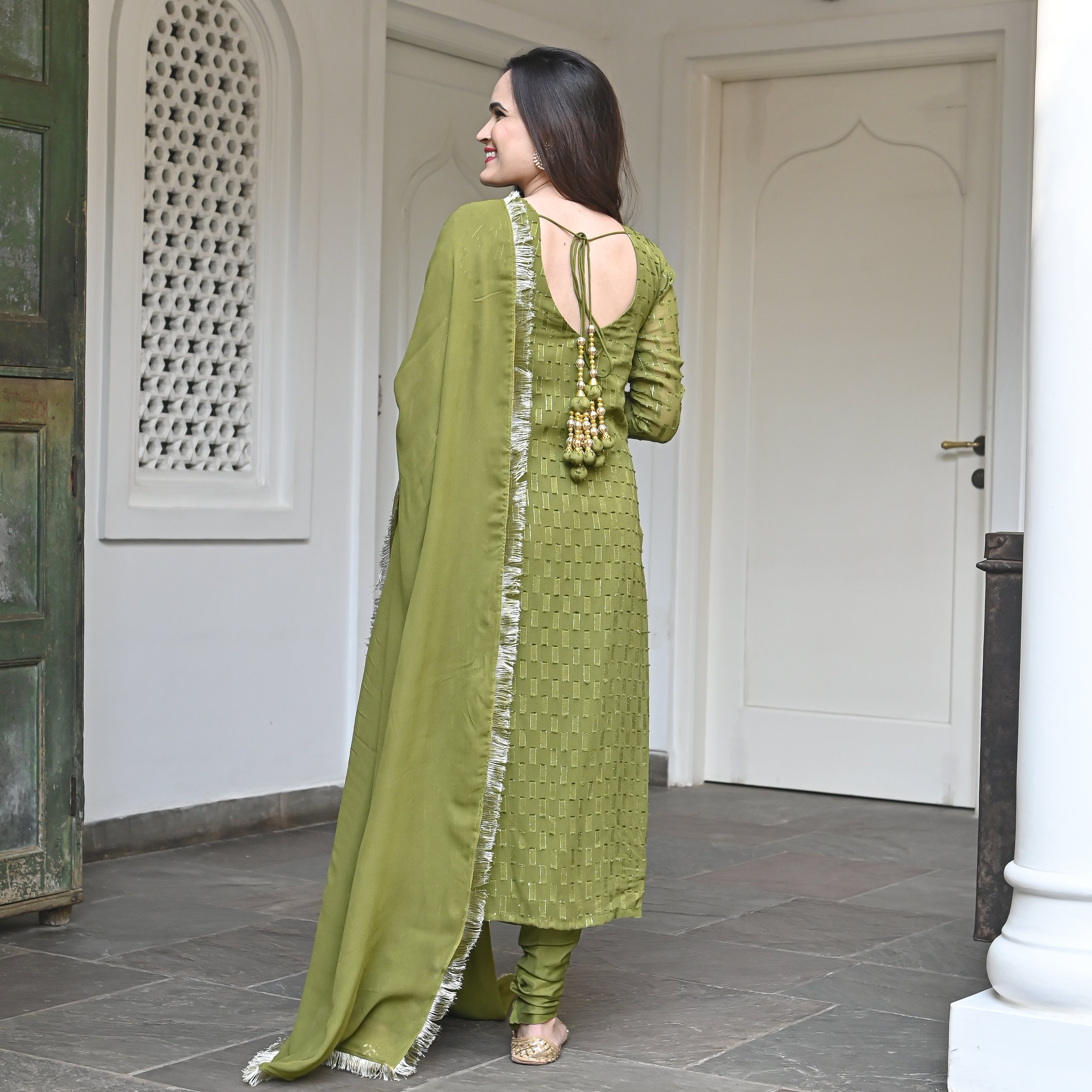 Silk Plain Ladies Dark Green Kurti Pant Set, Size: Large, 120 Gsm at Rs  470/set in Jaipur