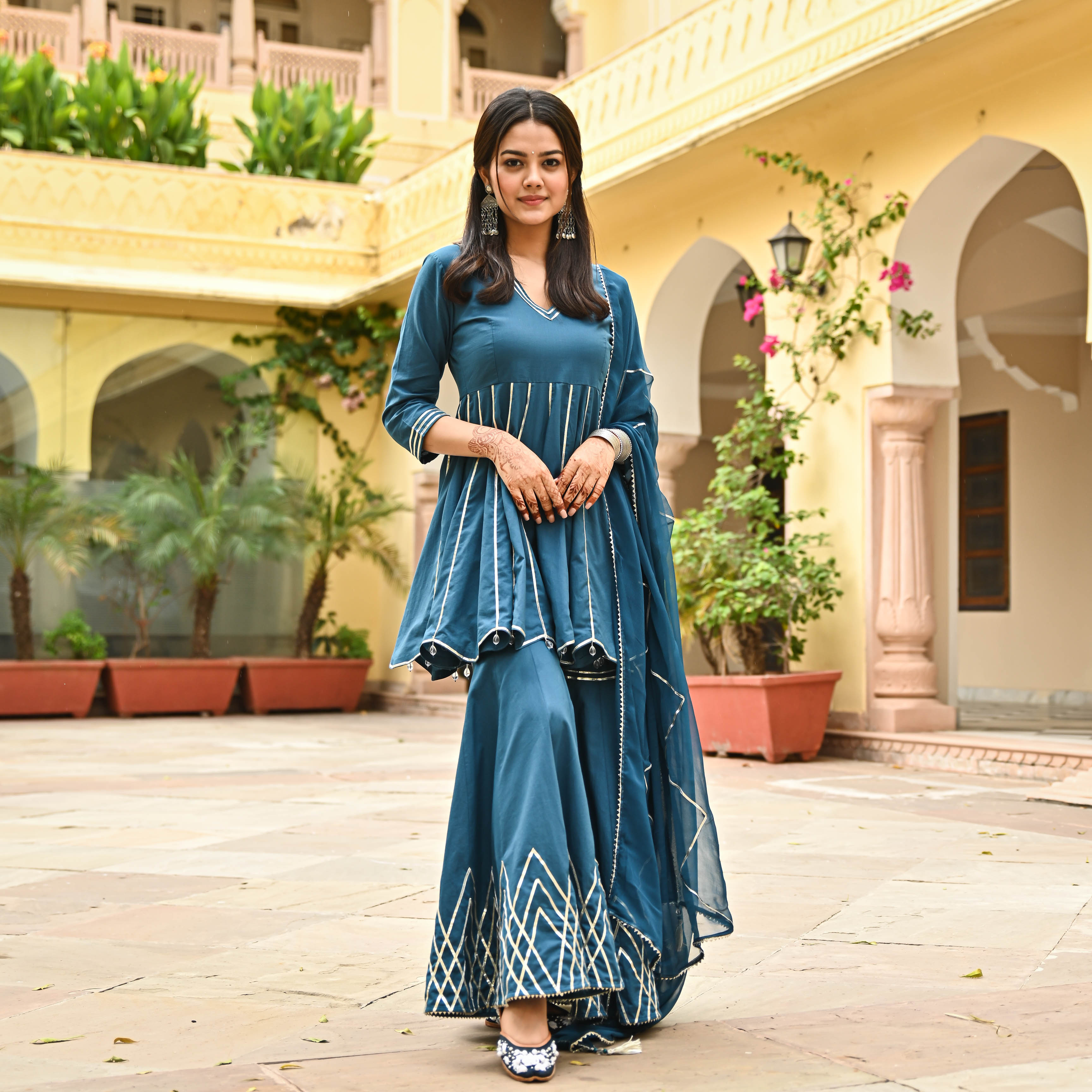 Hina Khan Punjabi Sharara Suit With Short Kurti For Women | Indian wedding  wear, Indian dresses, Fancy tops