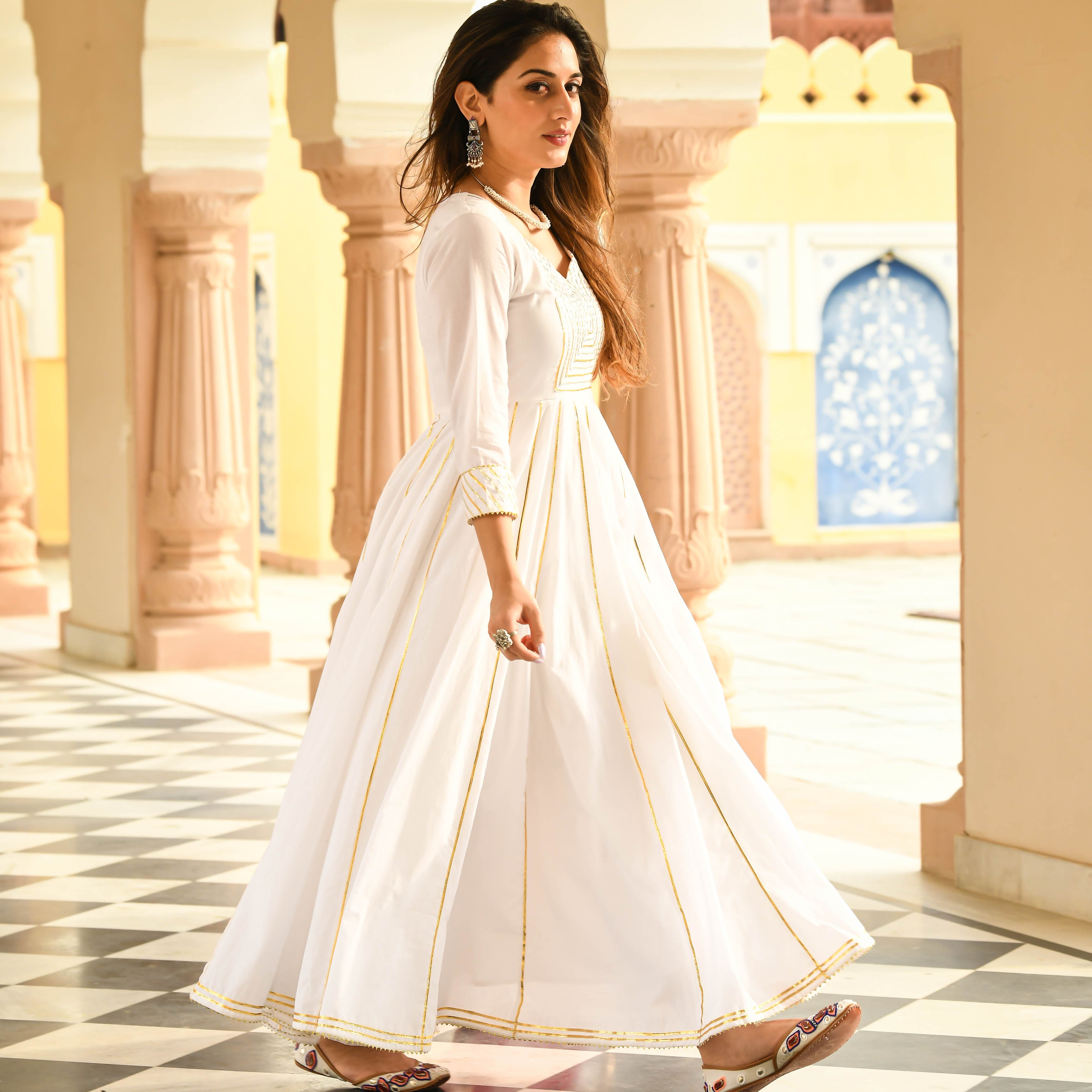 Women Designer Long Gown White Anarkali Kurti Dupatta Beautiful Flared  Kurti 10X | eBay