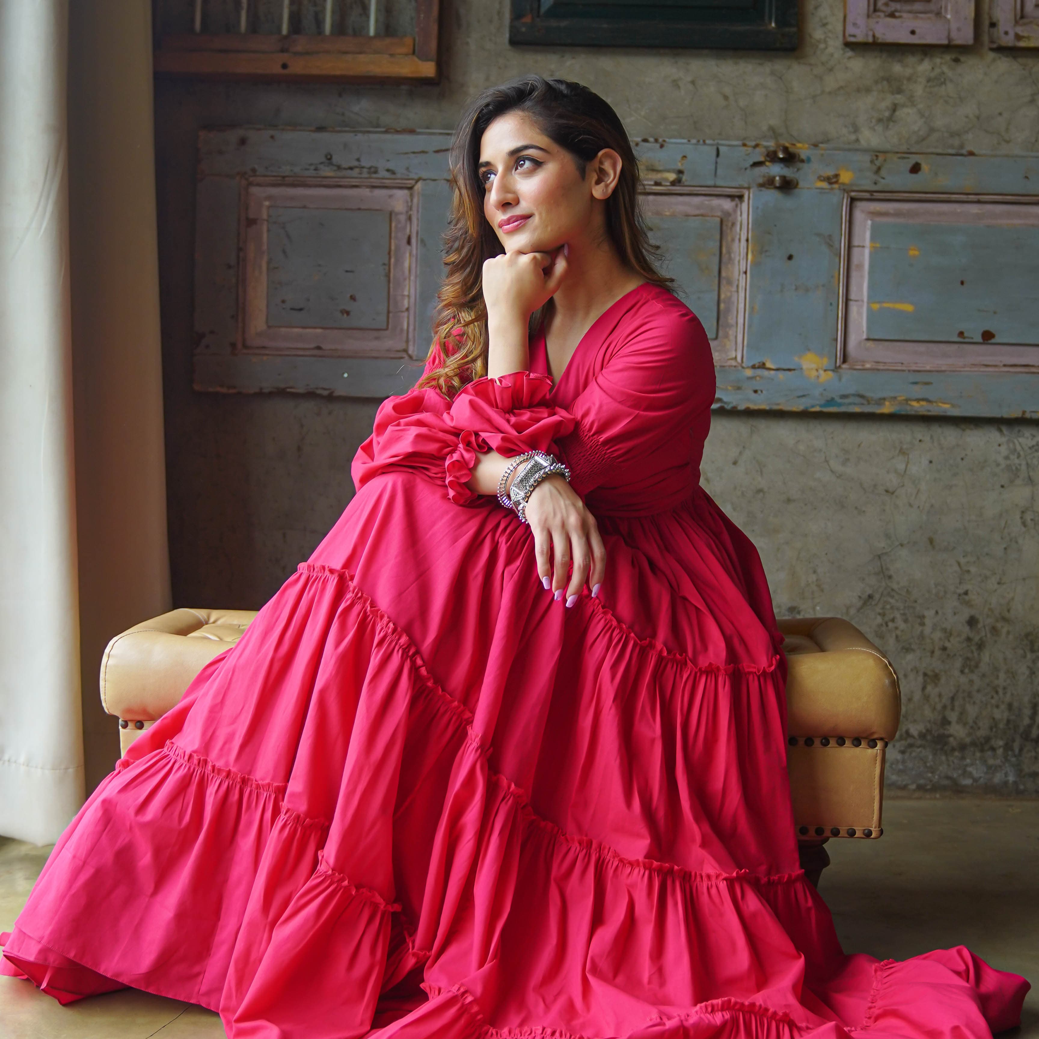 Buy Women Designer Gowns Online | Shop Women Gowns in India | G3+ Fashion