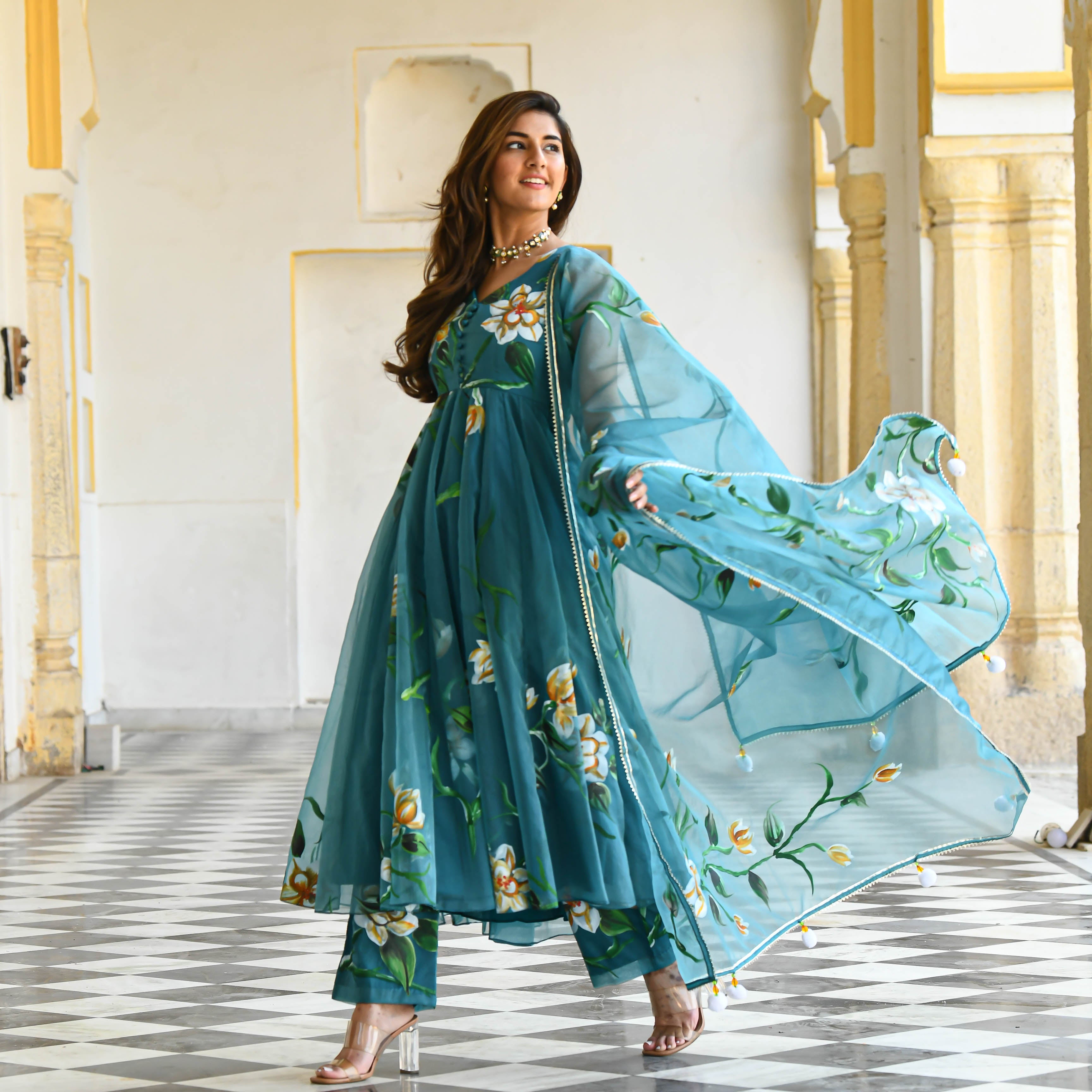 Meadow Organza suit set - Buy Designer Ethnic Wear for Women Online in  India - Idaho Clothing