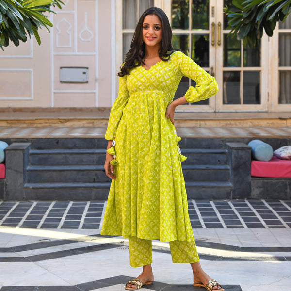 latest 2 indo western dress designs
