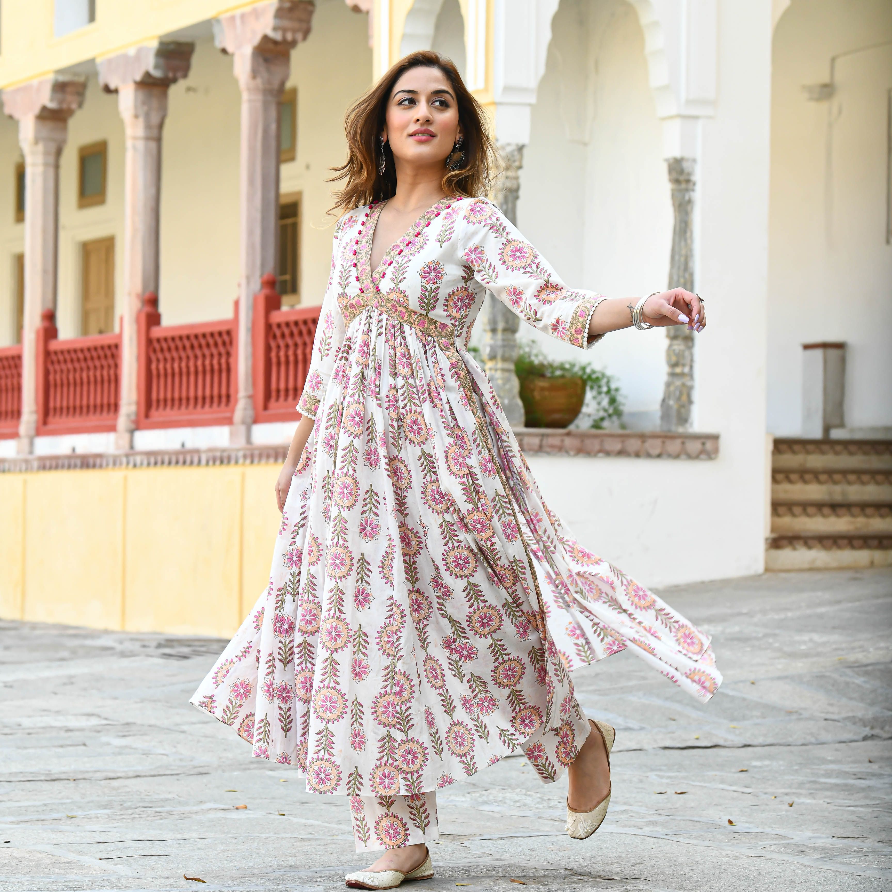 Buy Blue Kurtas & Kurtis for Women by WOMEN TOUCH Online | Ajio.com