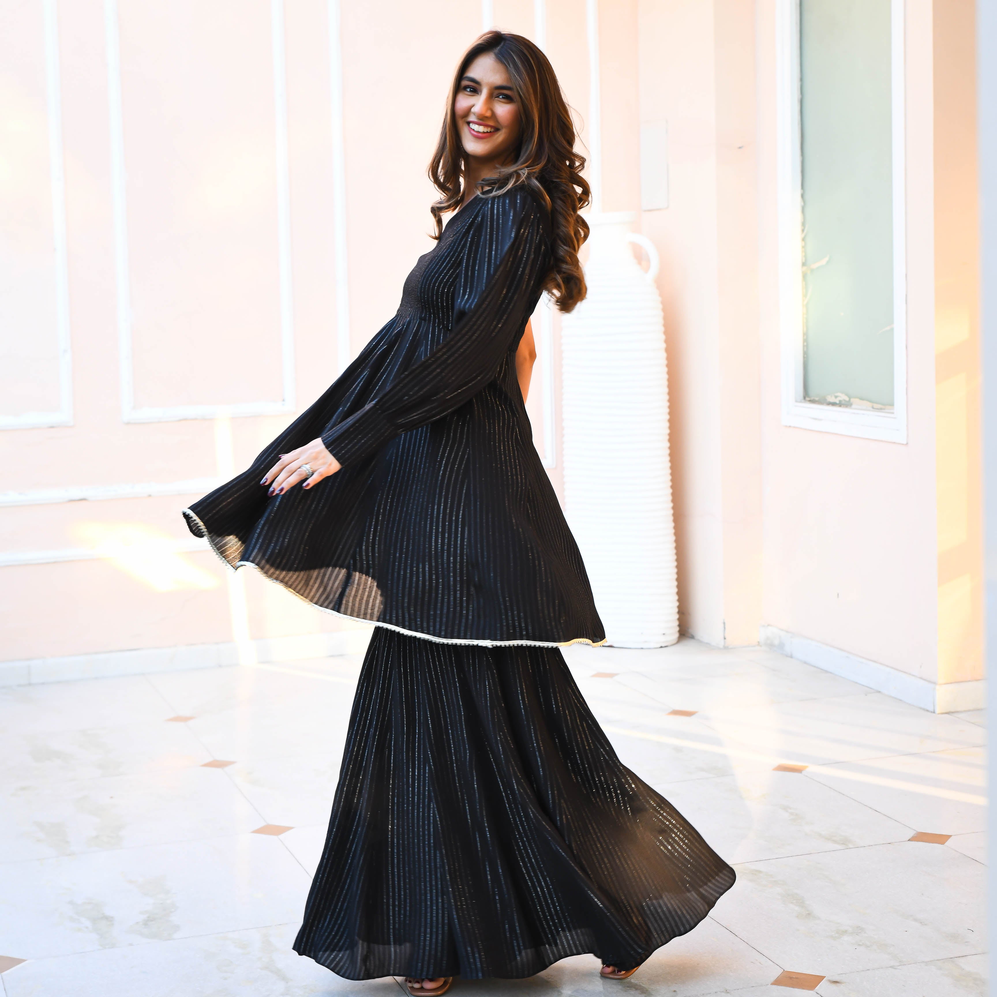 Buy Off White Kurta Suit Sets for Women by VREDEVOGEL Online | Ajio.com